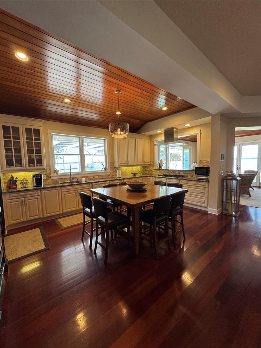 Image 16 of 58 For 12765 143rd Avenue