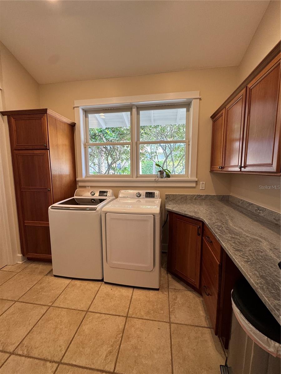 Image 33 of 58 For 12765 143rd Avenue