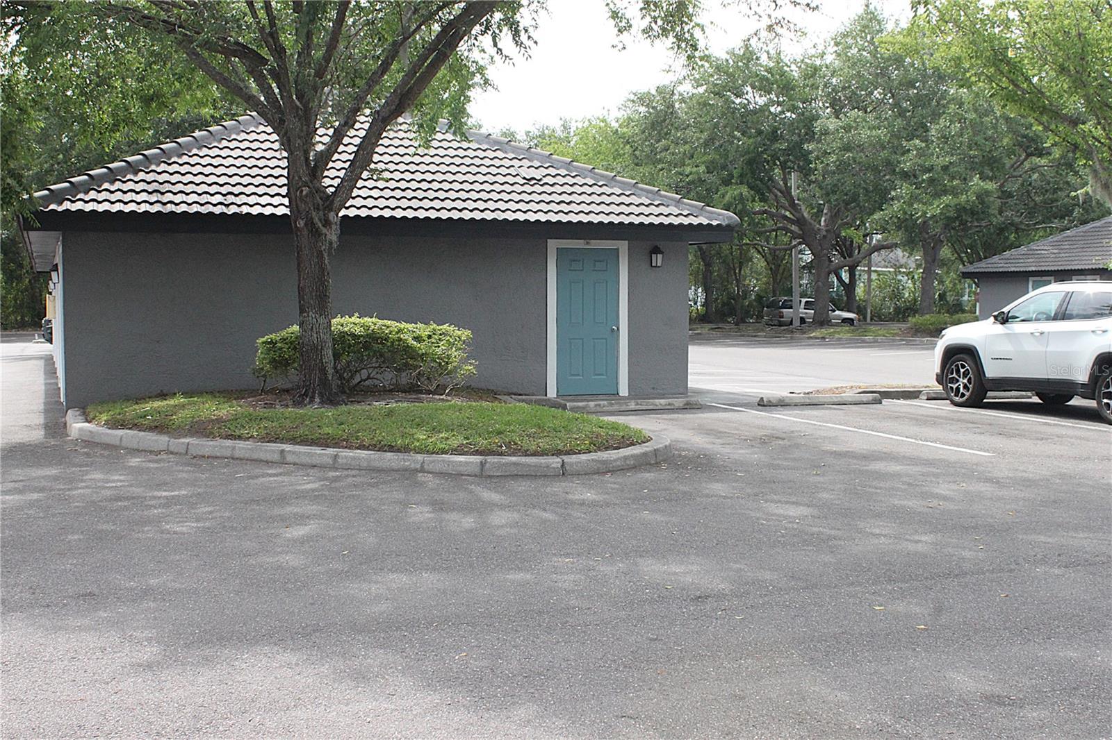 Image 34 of 55 For 5613 Legacy Crescent Place 201