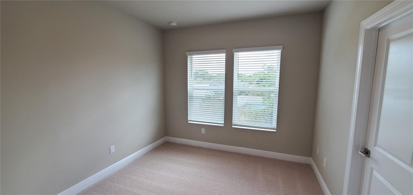 Image 13 of 22 For 399 Wingfield Drive