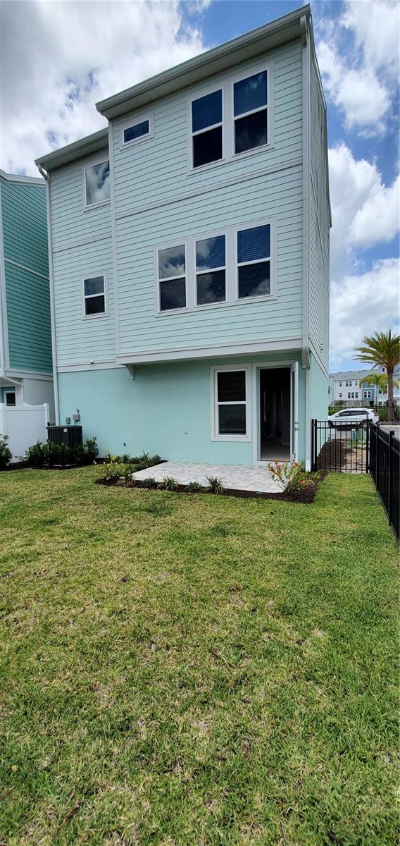 Image 19 of 22 For 399 Wingfield Drive