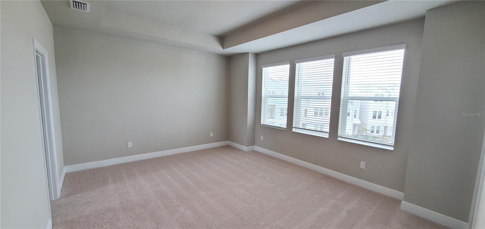 Image 8 of 22 For 399 Wingfield Drive