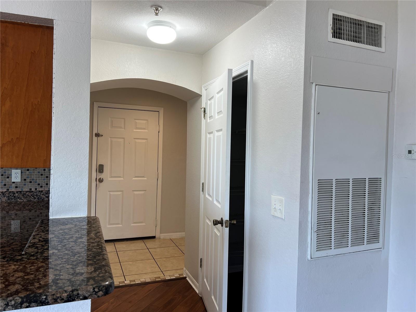 Image 6 of 55 For 7320 Westpointe Boulevard 531