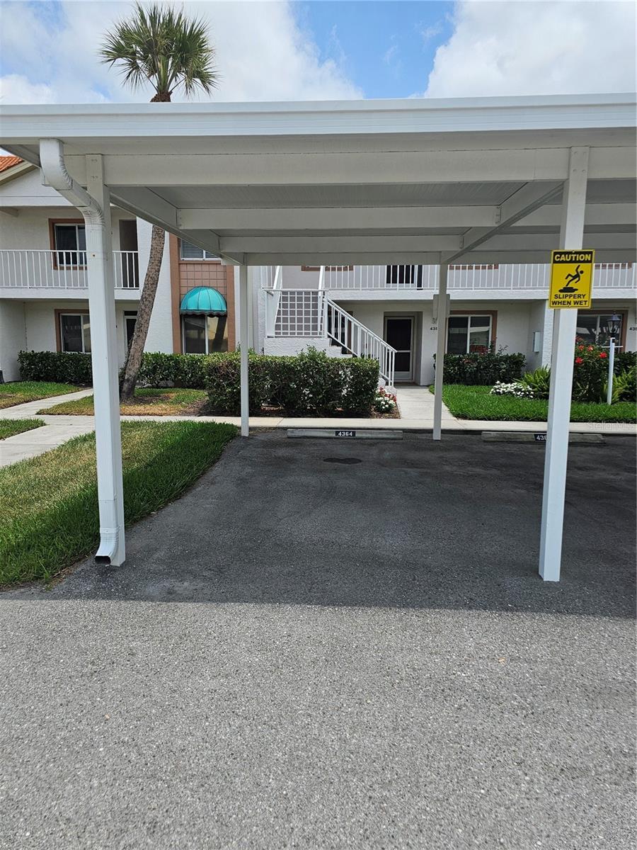 Image 14 of 23 For 4364 Madeira Court 3355