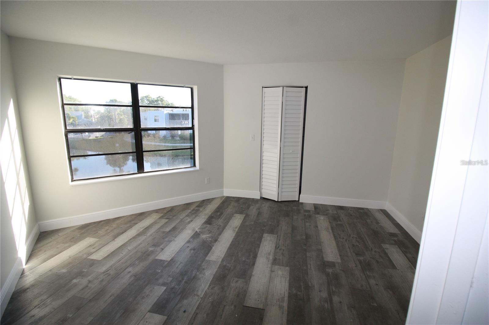 Image 15 of 25 For 3927 Atrium Drive 3