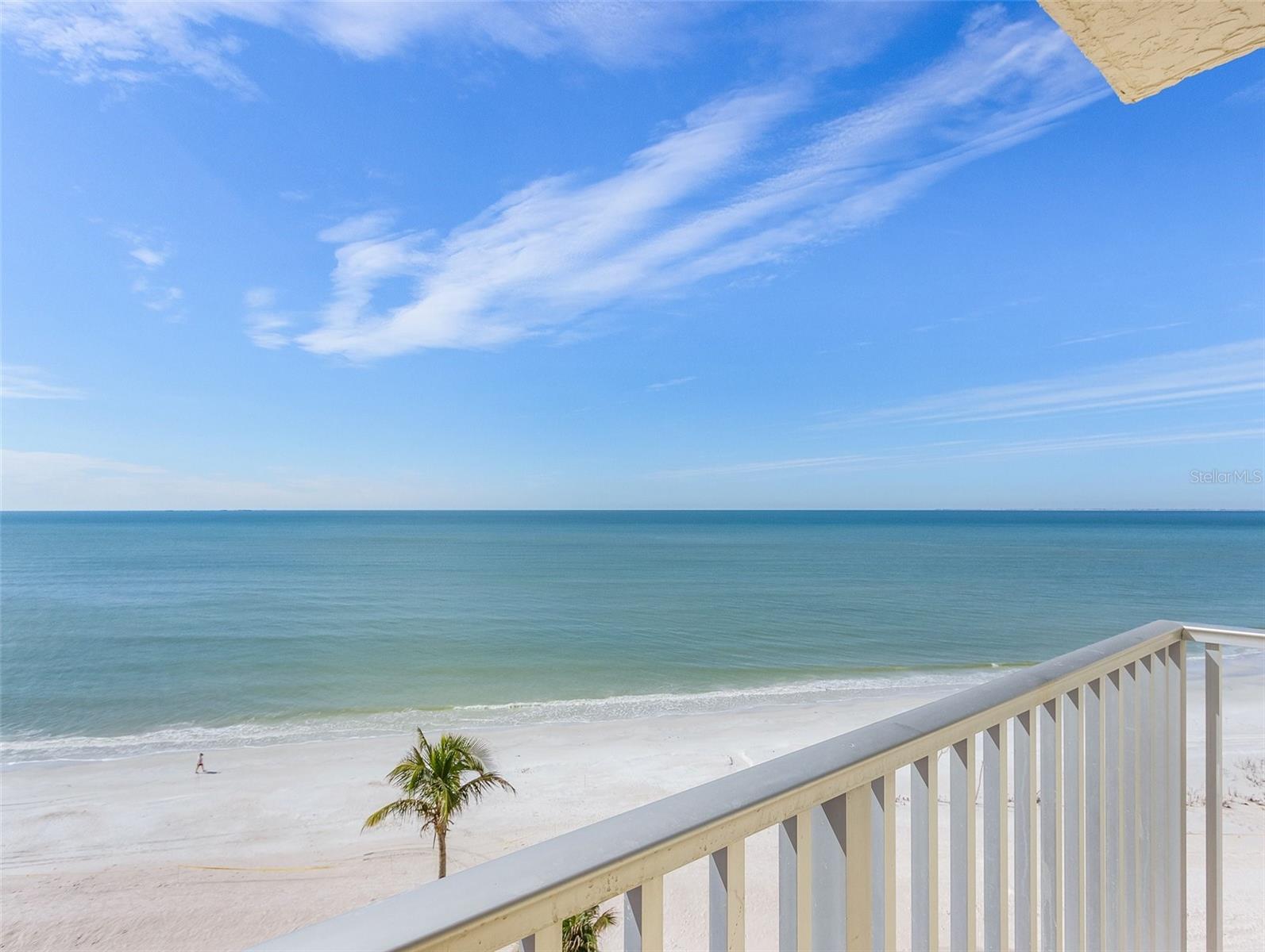 Image 7 of 44 For 7360 Estero Boulevard 704c