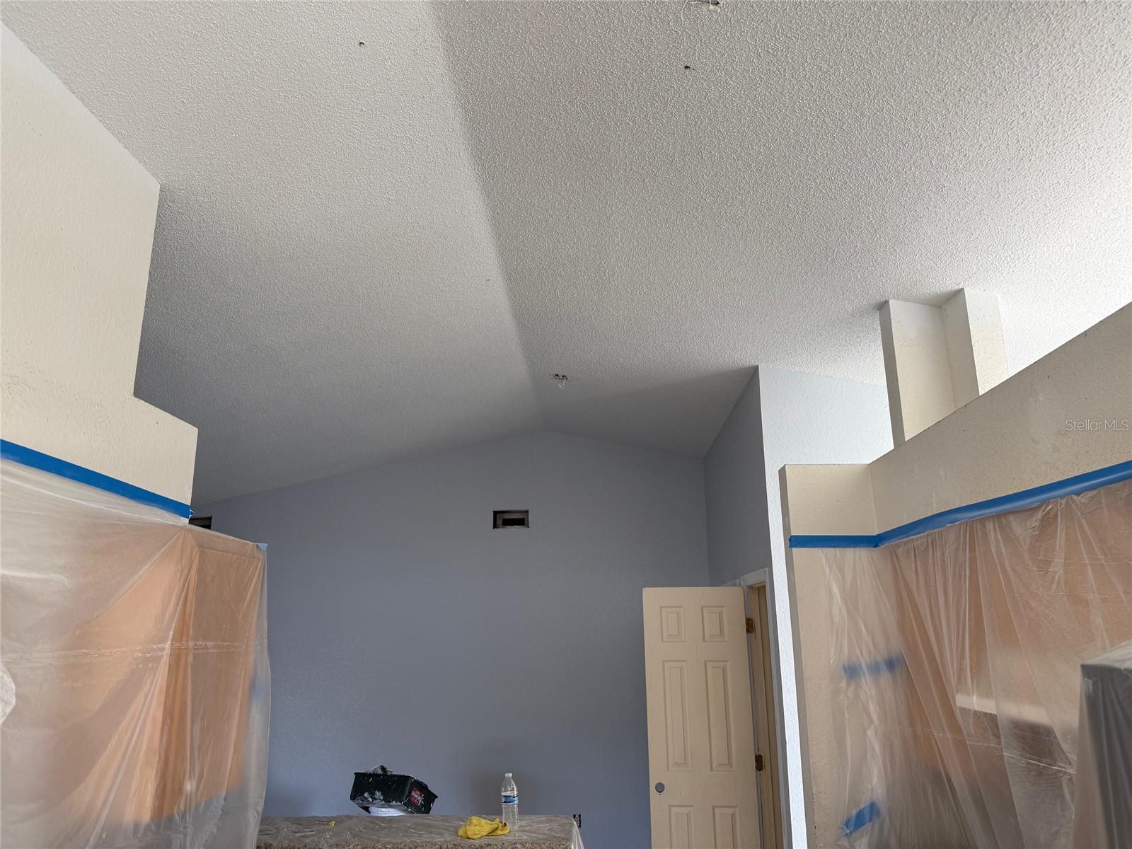 Image 17 of 39 For 6608 Madeira Avenue