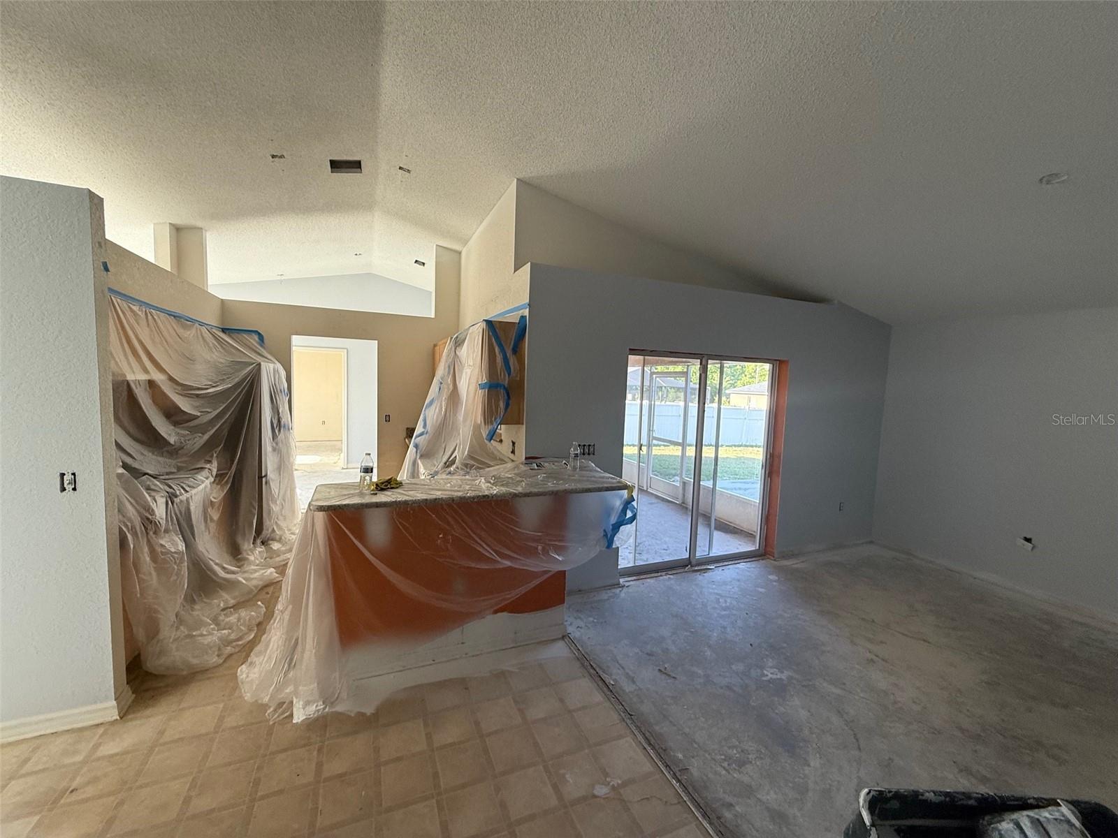 Image 21 of 39 For 6608 Madeira Avenue