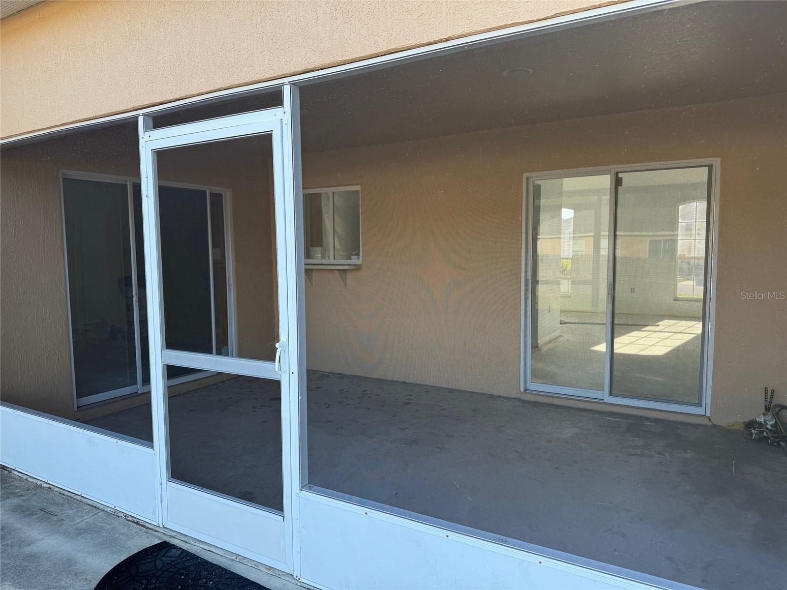 Image 6 of 39 For 6608 Madeira Avenue