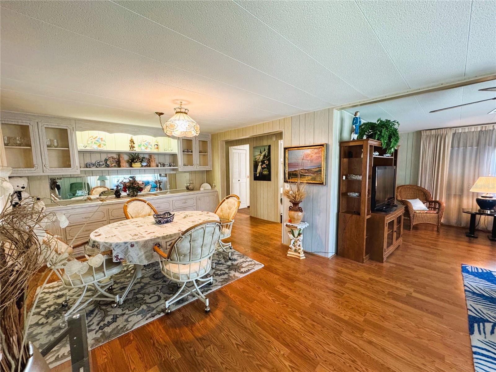 Image 17 of 42 For 313 Palo Verde Drive