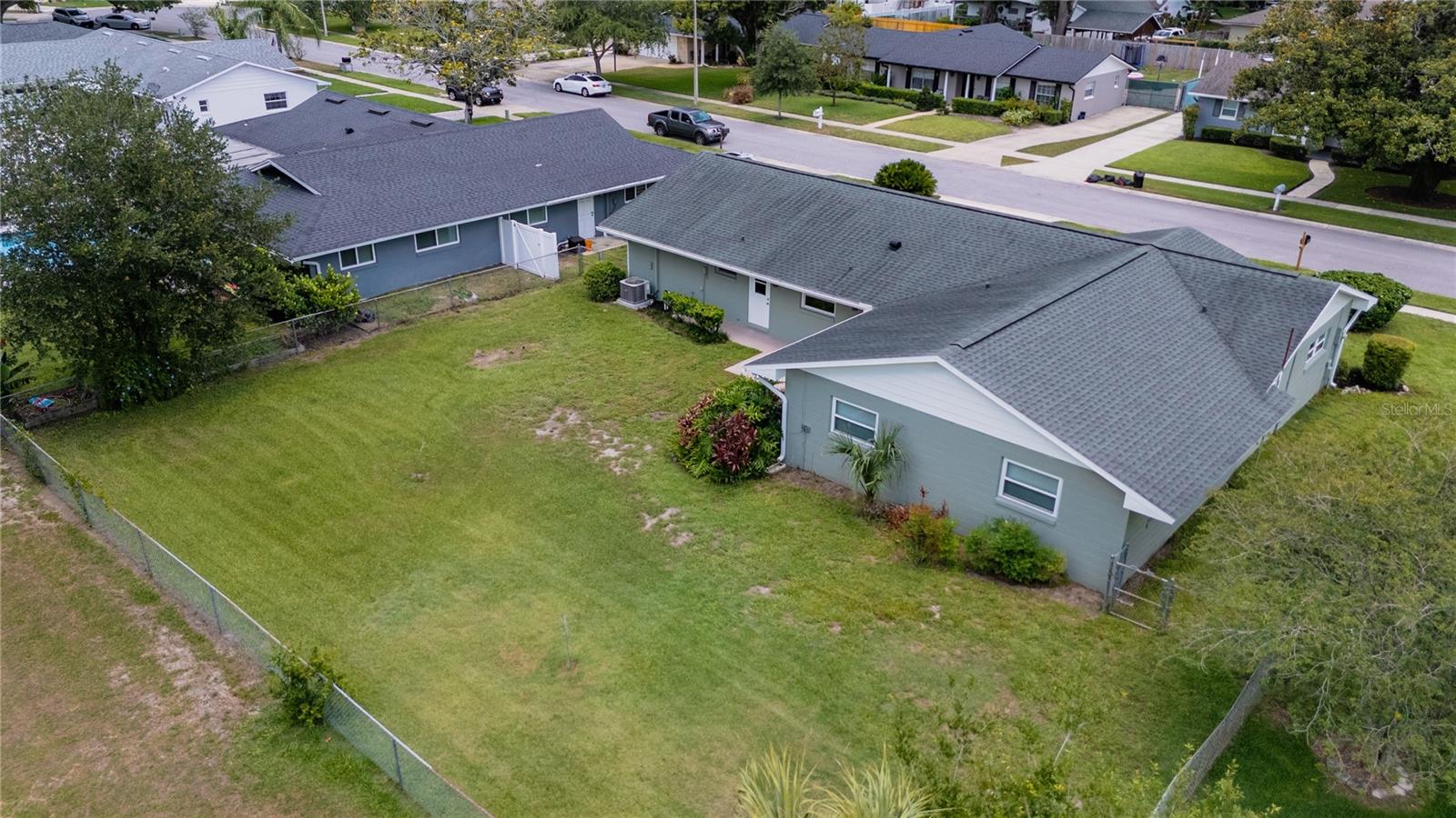 Image 3 of 27 For 4514 Crichton Lane