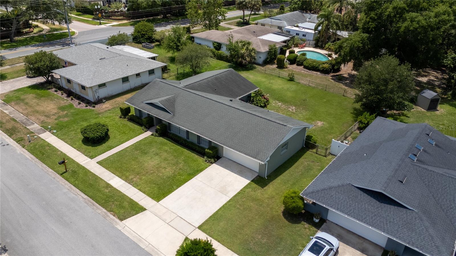 Image 8 of 27 For 4514 Crichton Lane