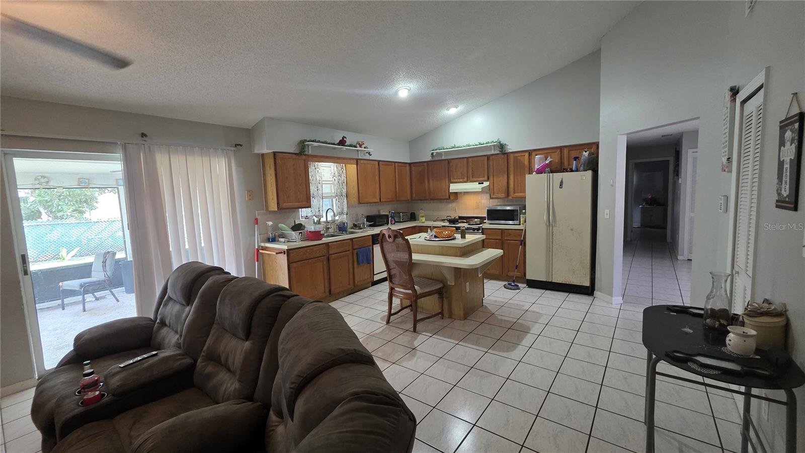 Image 7 of 14 For 303 Silk Oak Drive