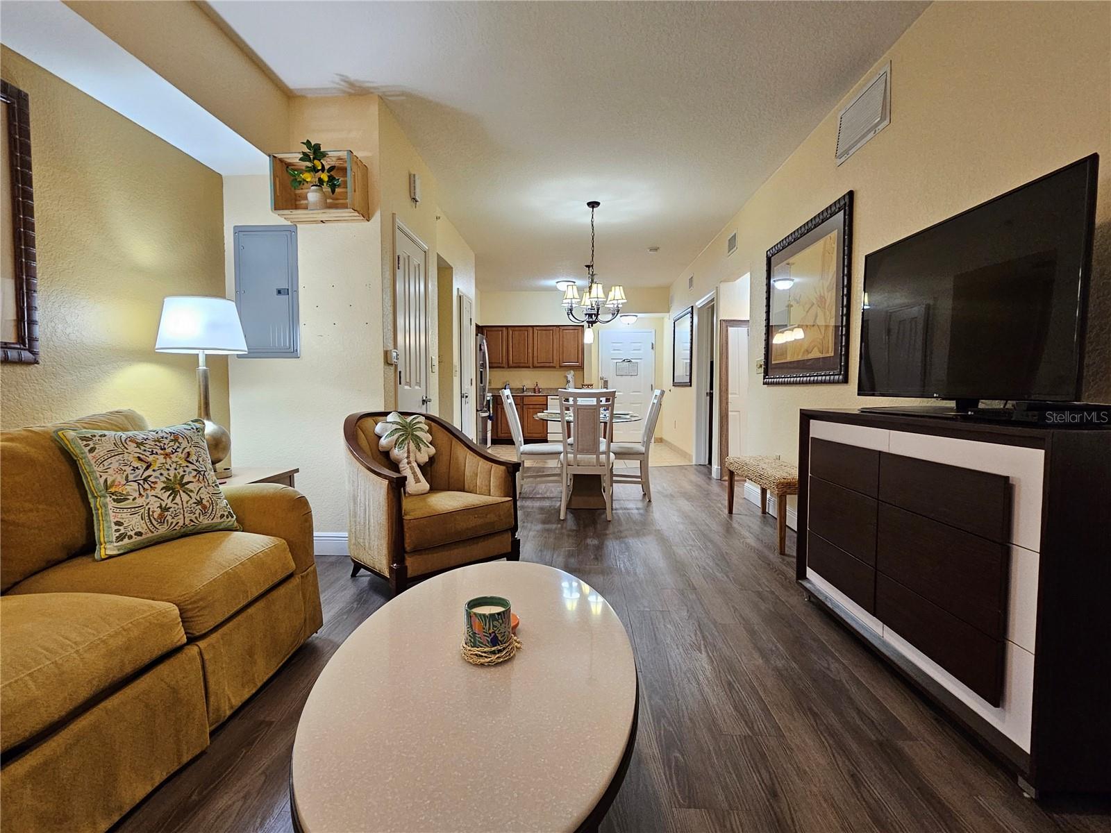 Image 4 of 32 For 12527 Floridays Resort Drive 406-e