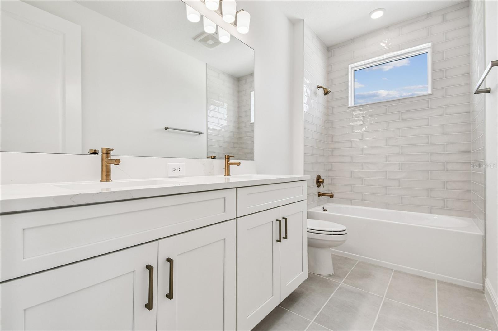 Image 26 of 36 For 7571 Hawkstone Drive