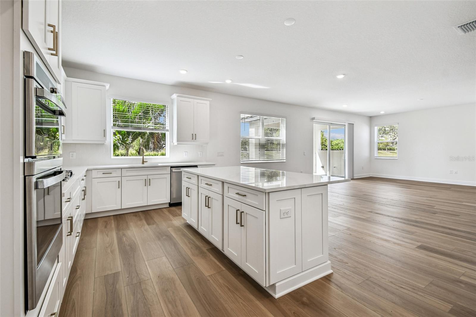 Image 6 of 36 For 7571 Hawkstone Drive