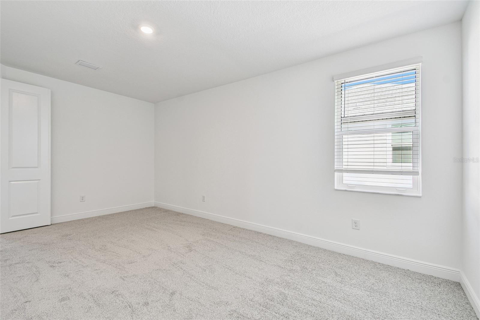 Image 16 of 43 For 7562 Seahawk Avenue