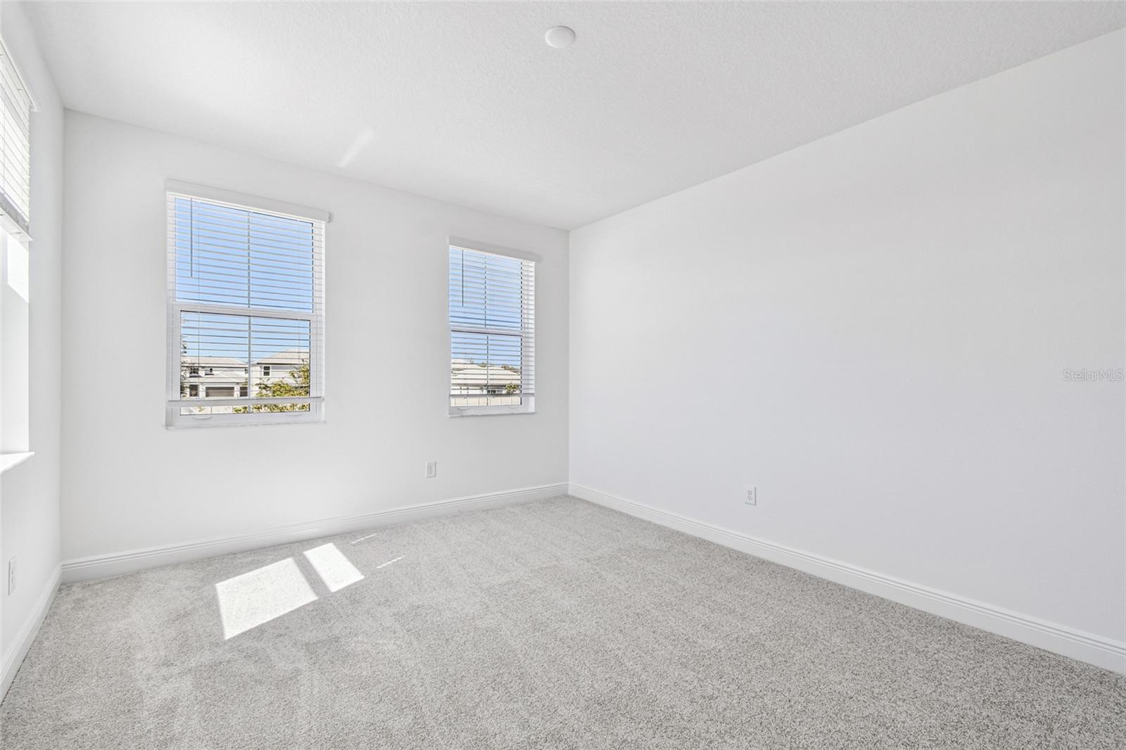 Image 19 of 43 For 7562 Seahawk Avenue