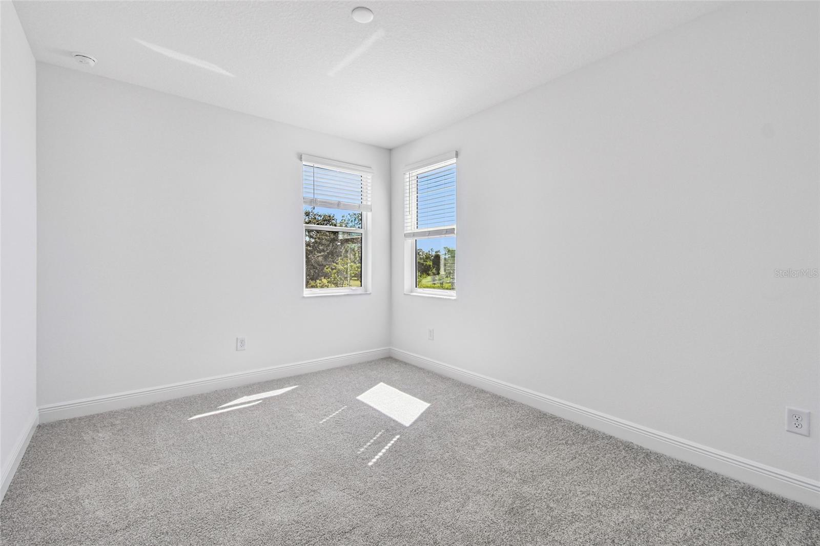 Image 24 of 43 For 7562 Seahawk Avenue