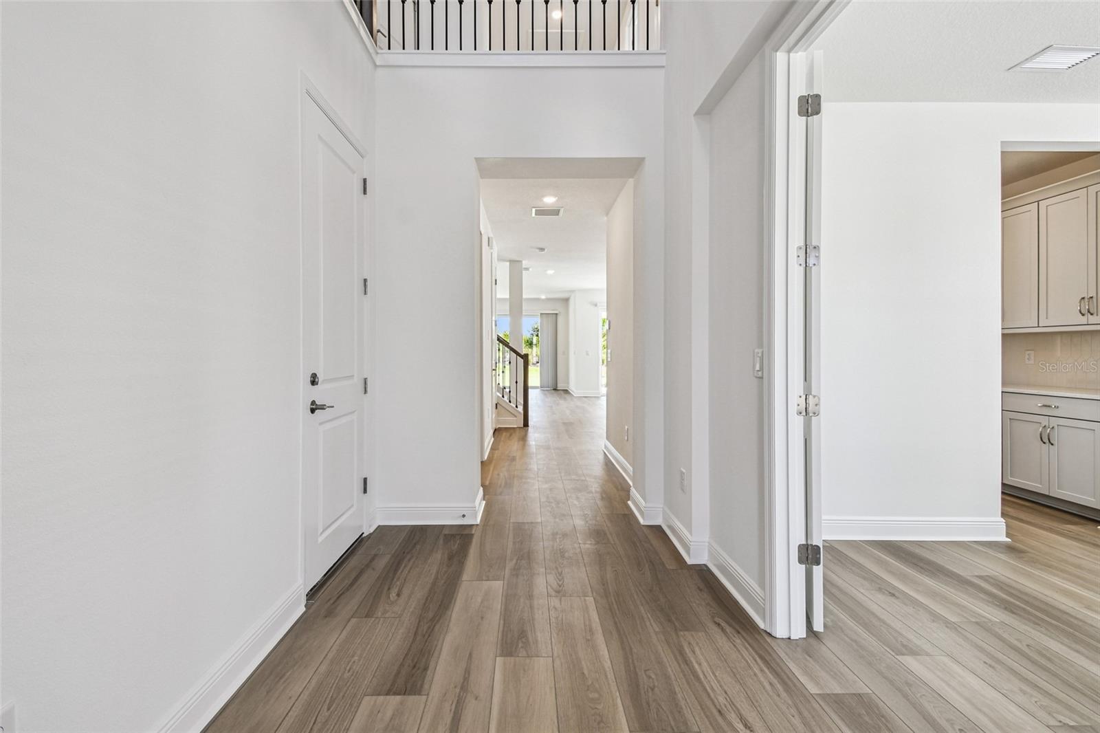 Image 31 of 43 For 7562 Seahawk Avenue