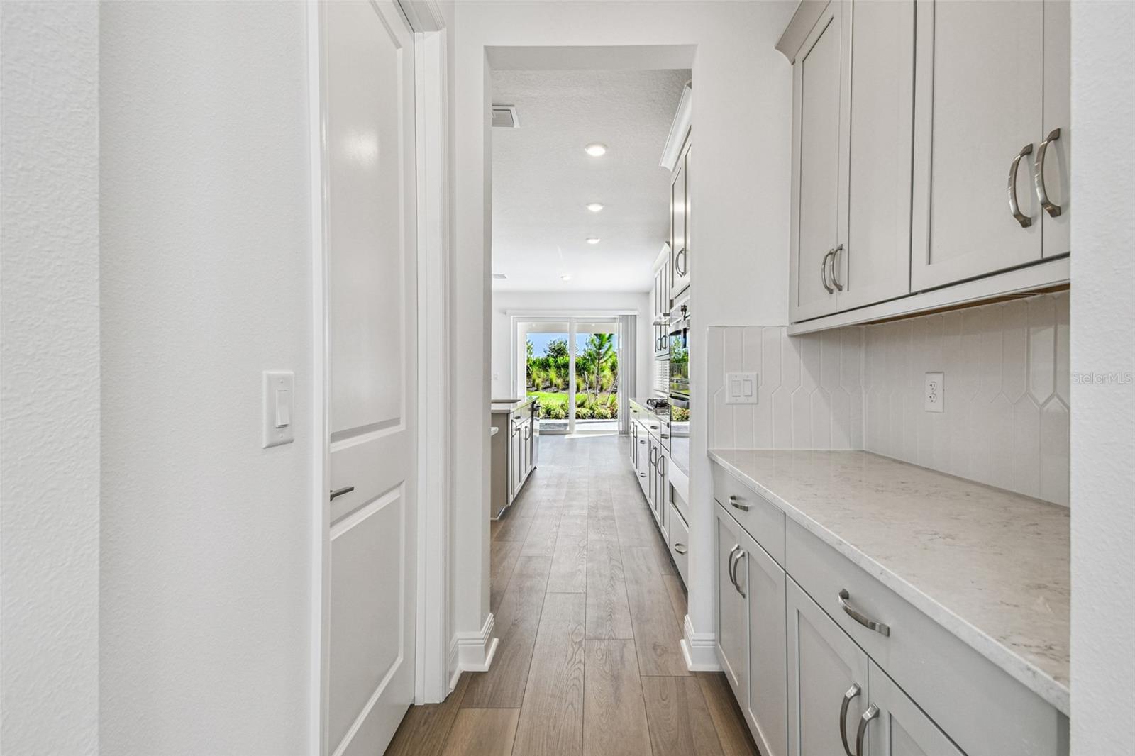 Image 36 of 43 For 7562 Seahawk Avenue