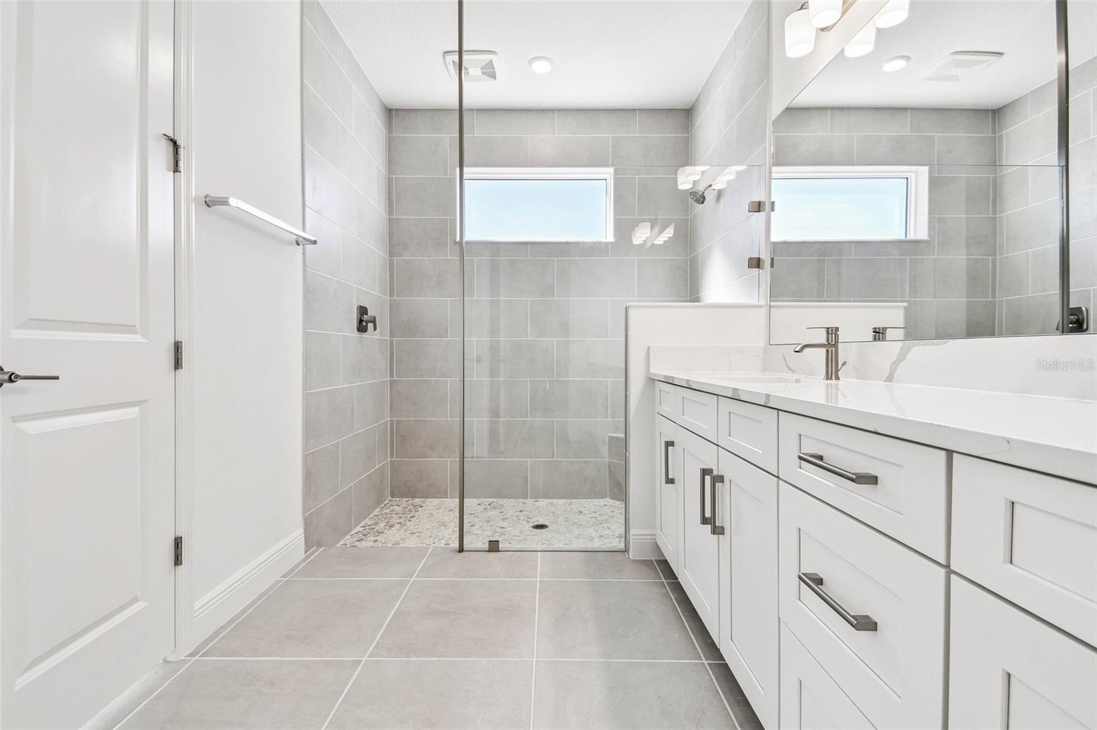 Image 15 of 32 For 7566 Seahawk Avenue