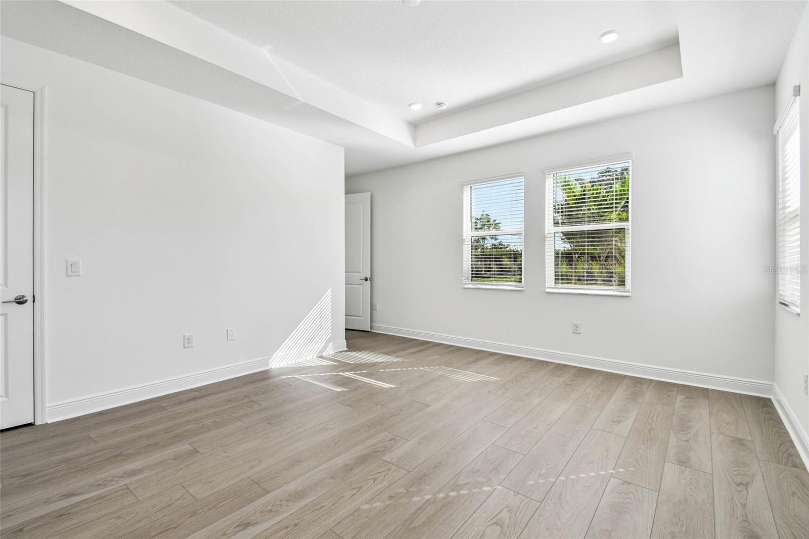 Image 19 of 32 For 7566 Seahawk Avenue