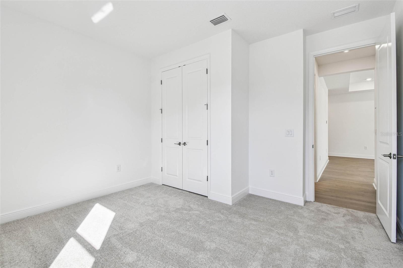 Image 24 of 32 For 7566 Seahawk Avenue