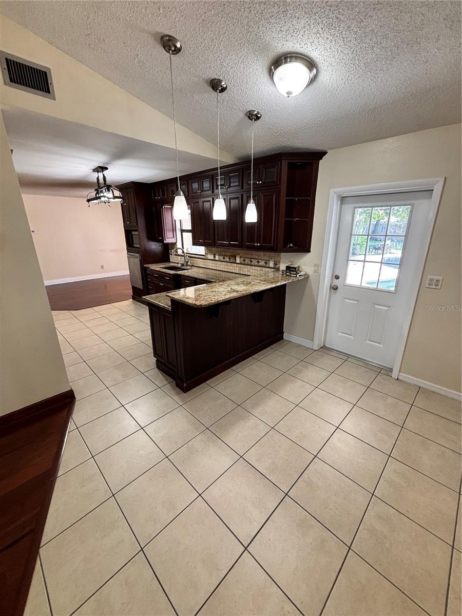 Image 8 of 24 For 5552 Pentail Circle