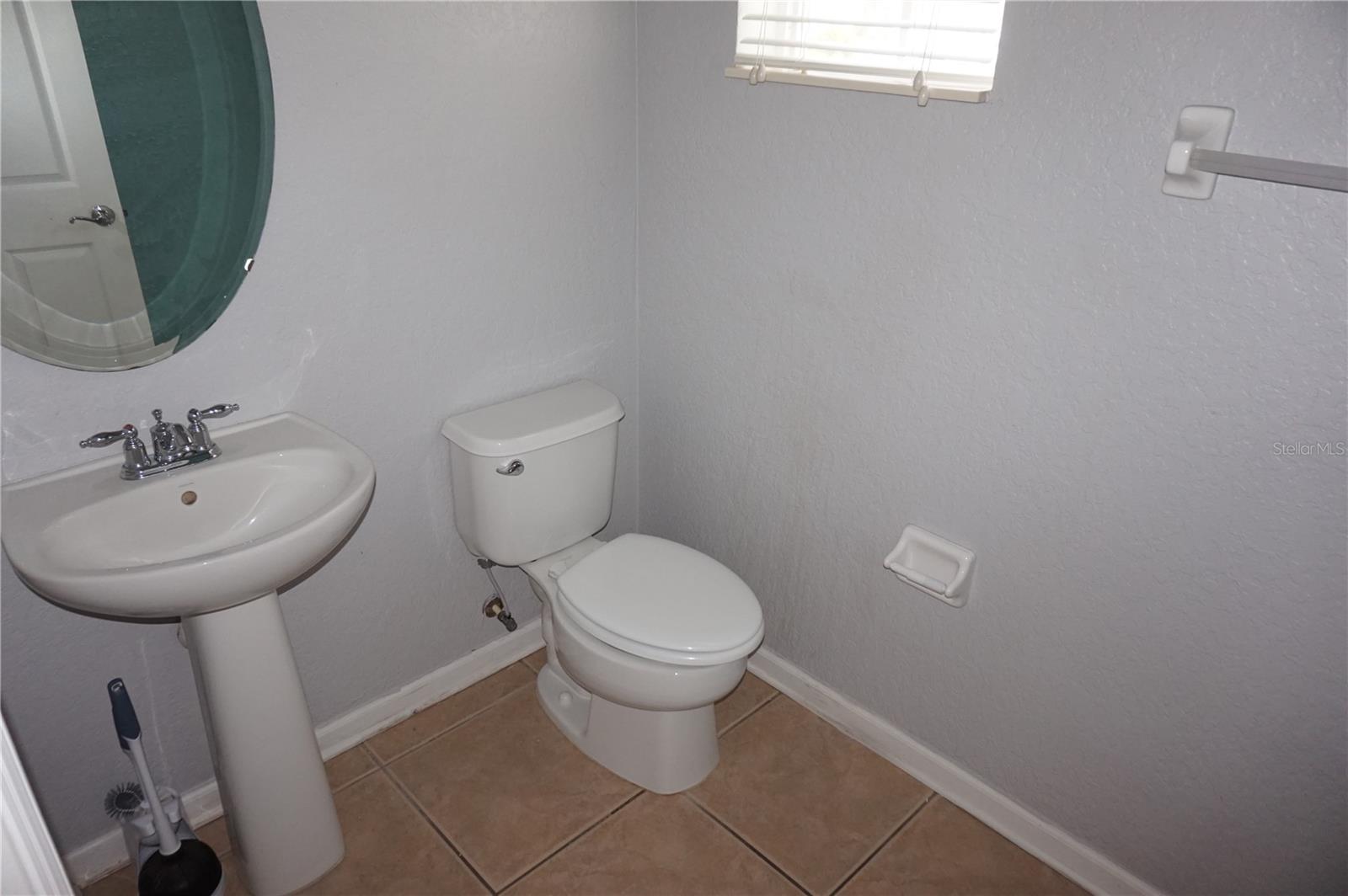 Image 8 of 16 For 1034 Enclair Street