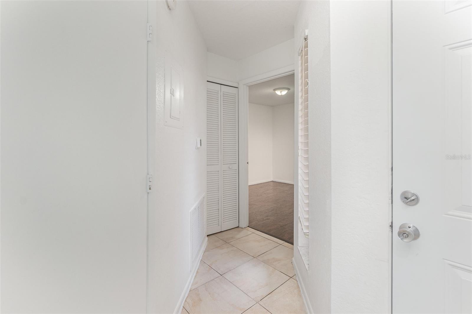 Image 7 of 27 For 7863 Sugar Bend Drive 7863