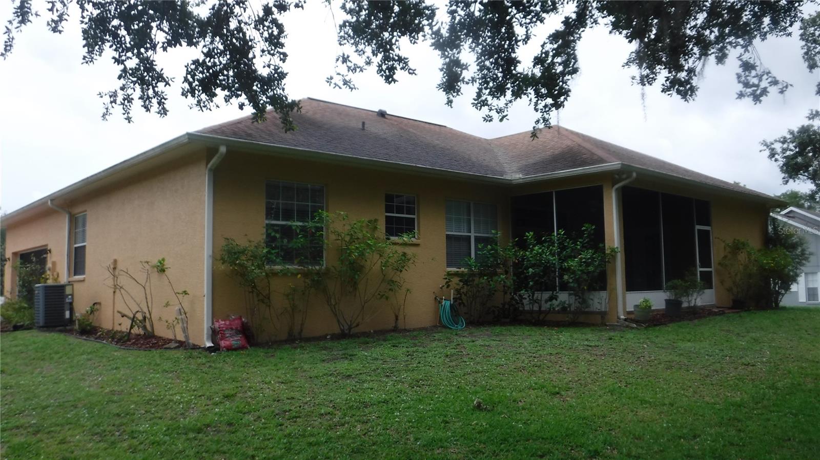Image 3 of 19 For 2913 Deerbrook Drive