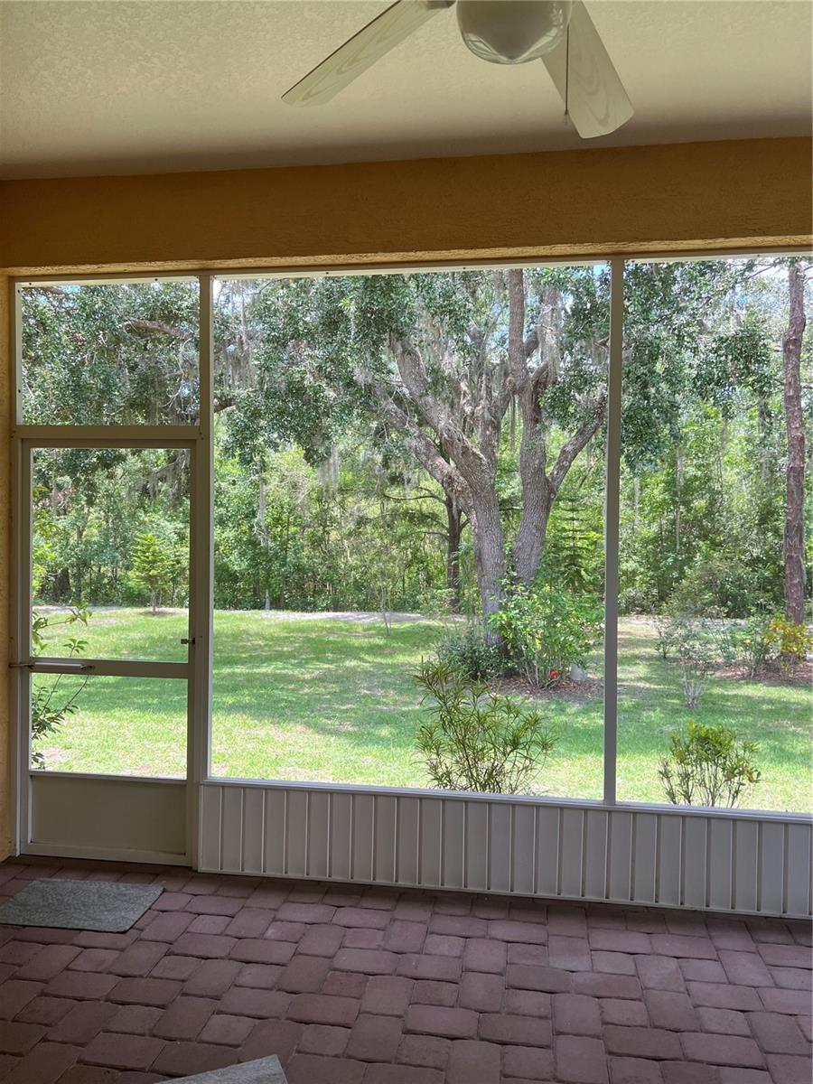 Image 6 of 19 For 2913 Deerbrook Drive