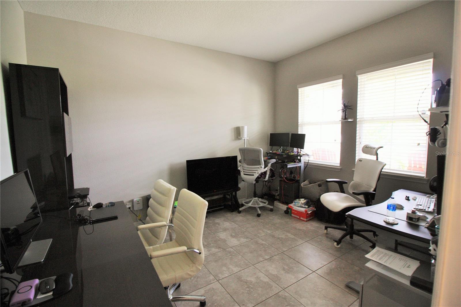 Image 8 of 44 For 1813 Hawksbill Lane