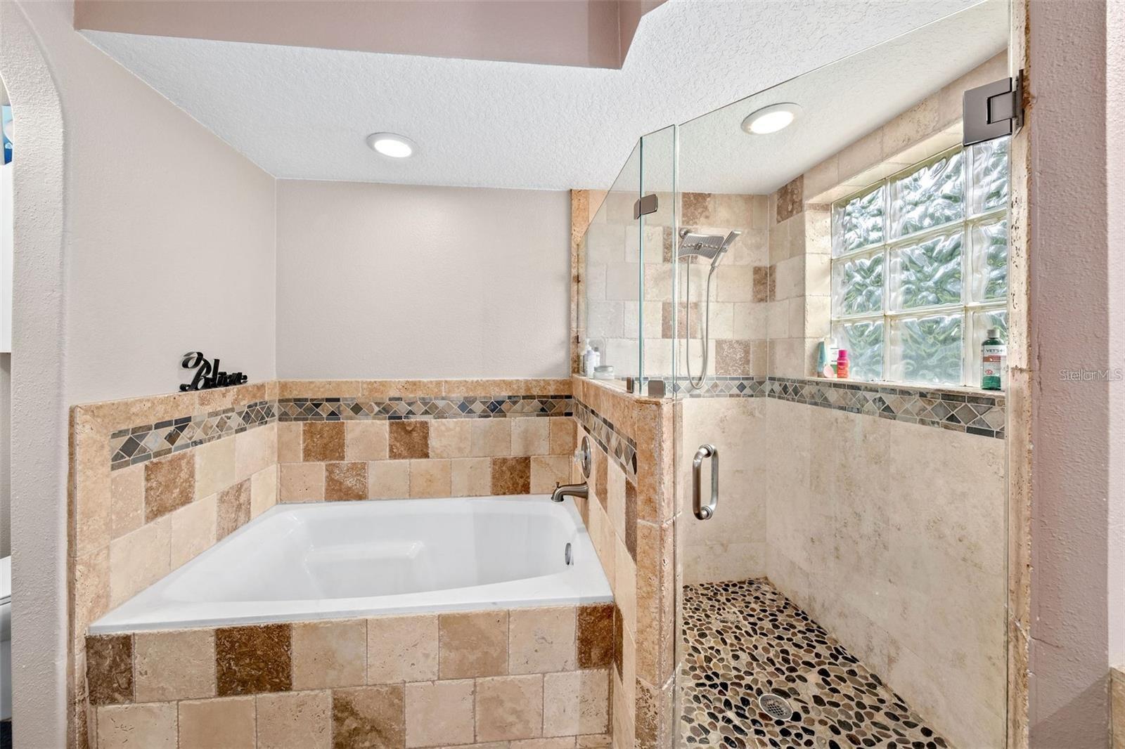 Image 21 of 27 For 615 Maple Forest Drive