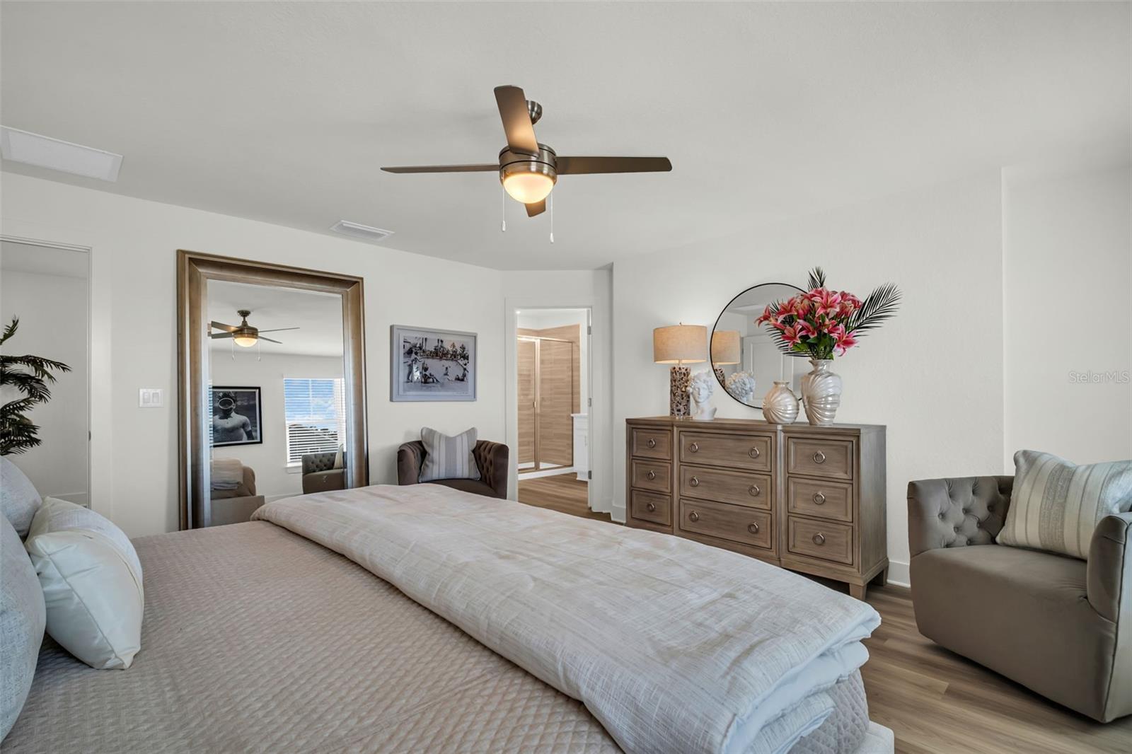 Image 17 of 26 For 14004 Emerald Fields Drive