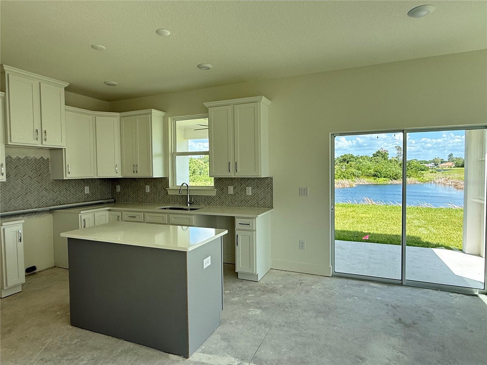Image 5 of 26 For 14004 Emerald Fields Drive