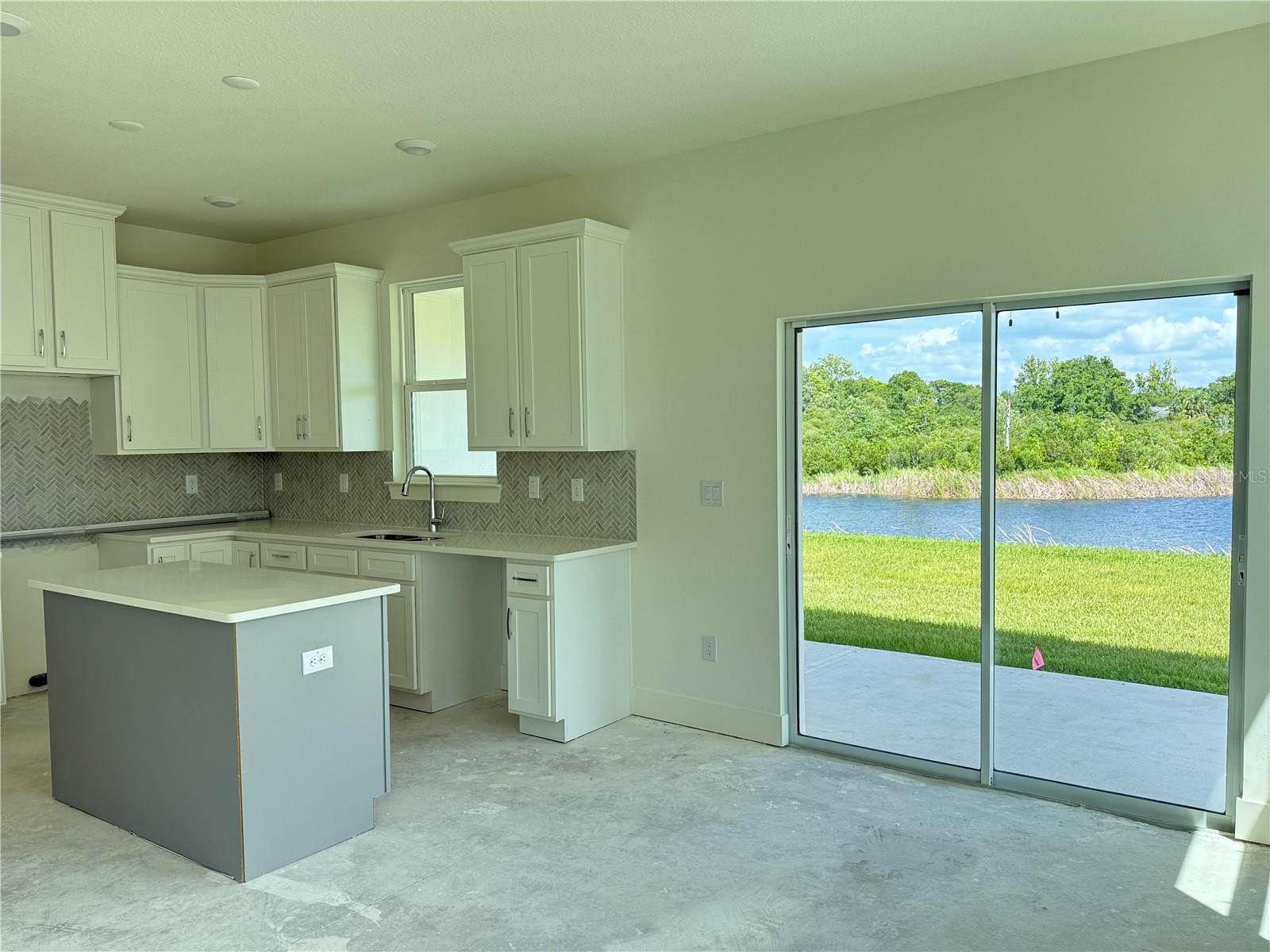 Image 6 of 26 For 14004 Emerald Fields Drive