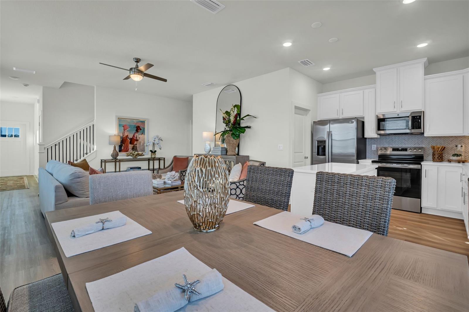 Image 14 of 27 For 13978 Emerald Fields Drive