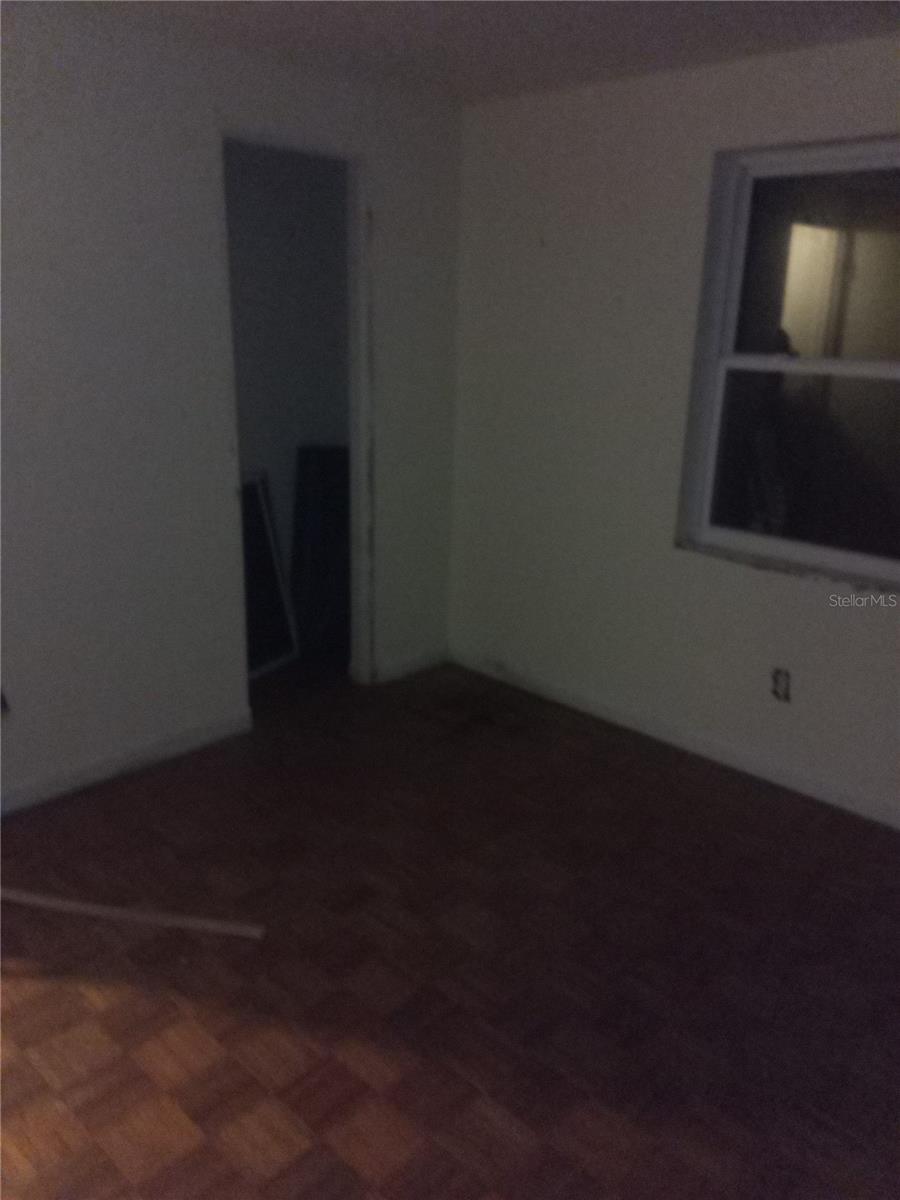 Image 36 of 43 For 2822 Dean Road