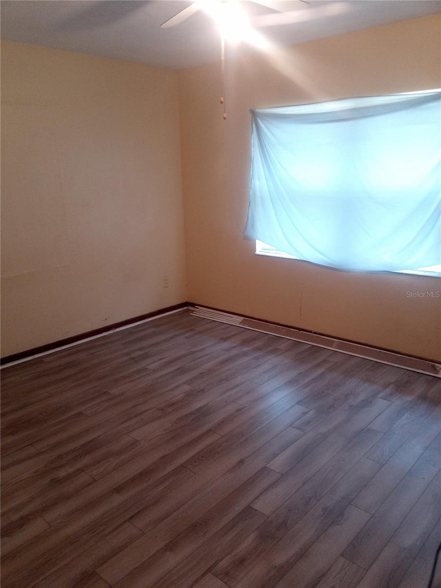 Image 39 of 43 For 2822 Dean Road