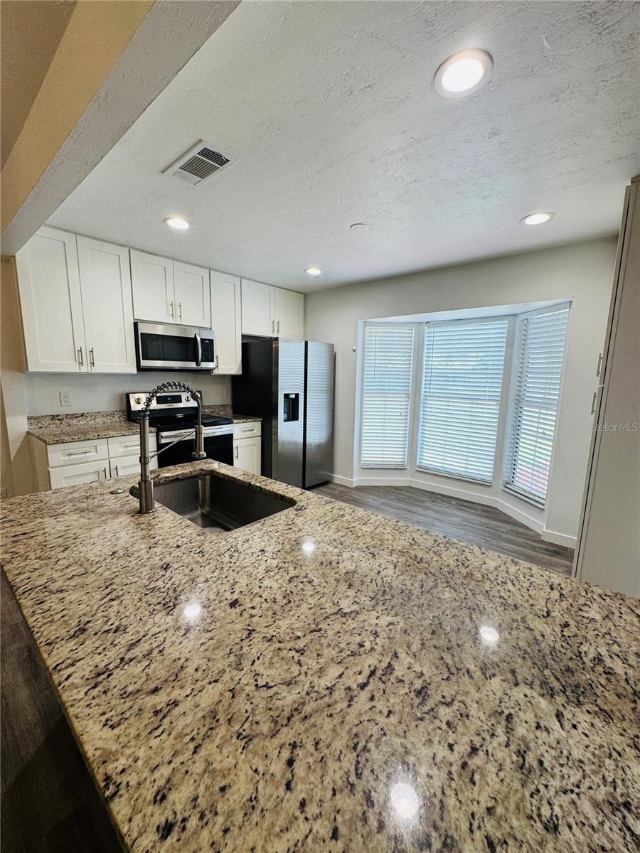 Image 5 of 16 For 4824 37th Place
