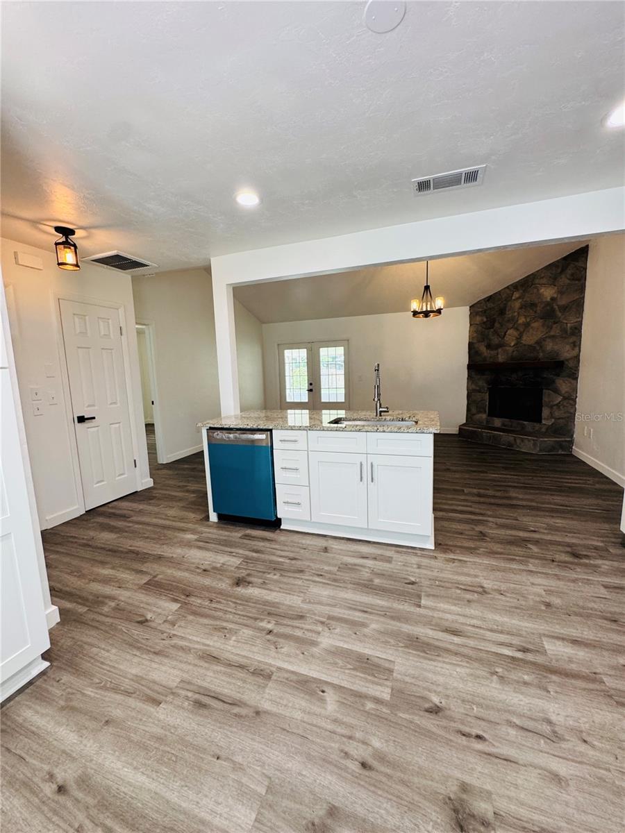 Image 6 of 16 For 4824 37th Place
