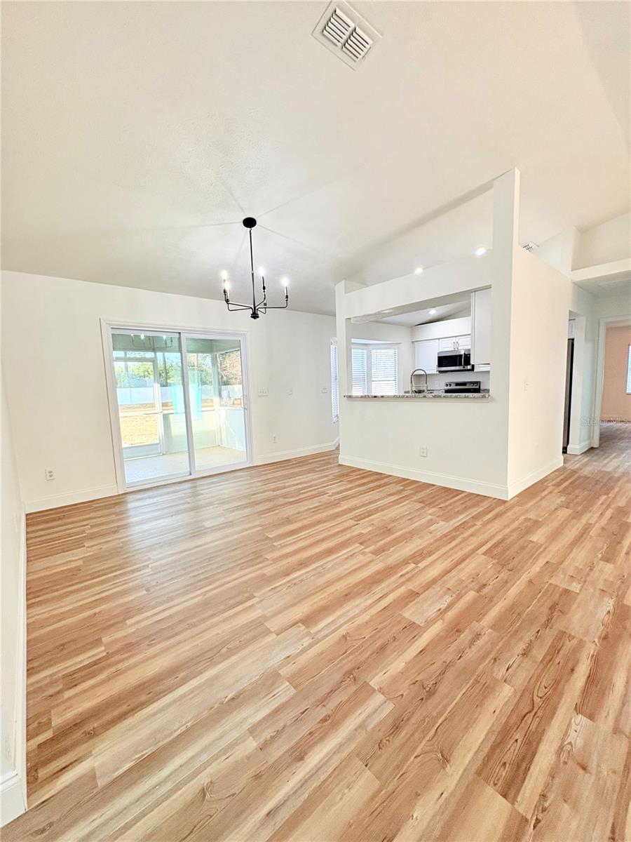 Image 10 of 20 For 5703 108th Street