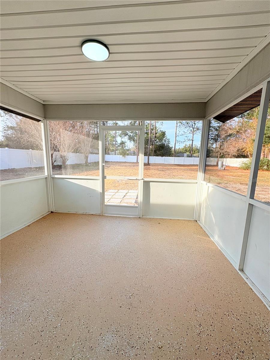 Image 11 of 20 For 5703 108th Street