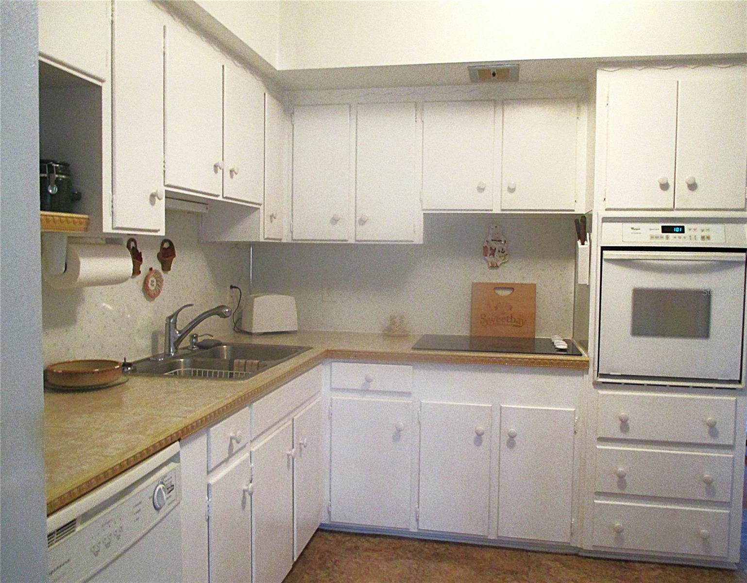 Image 7 of 27 For 4154 57th Street N 272