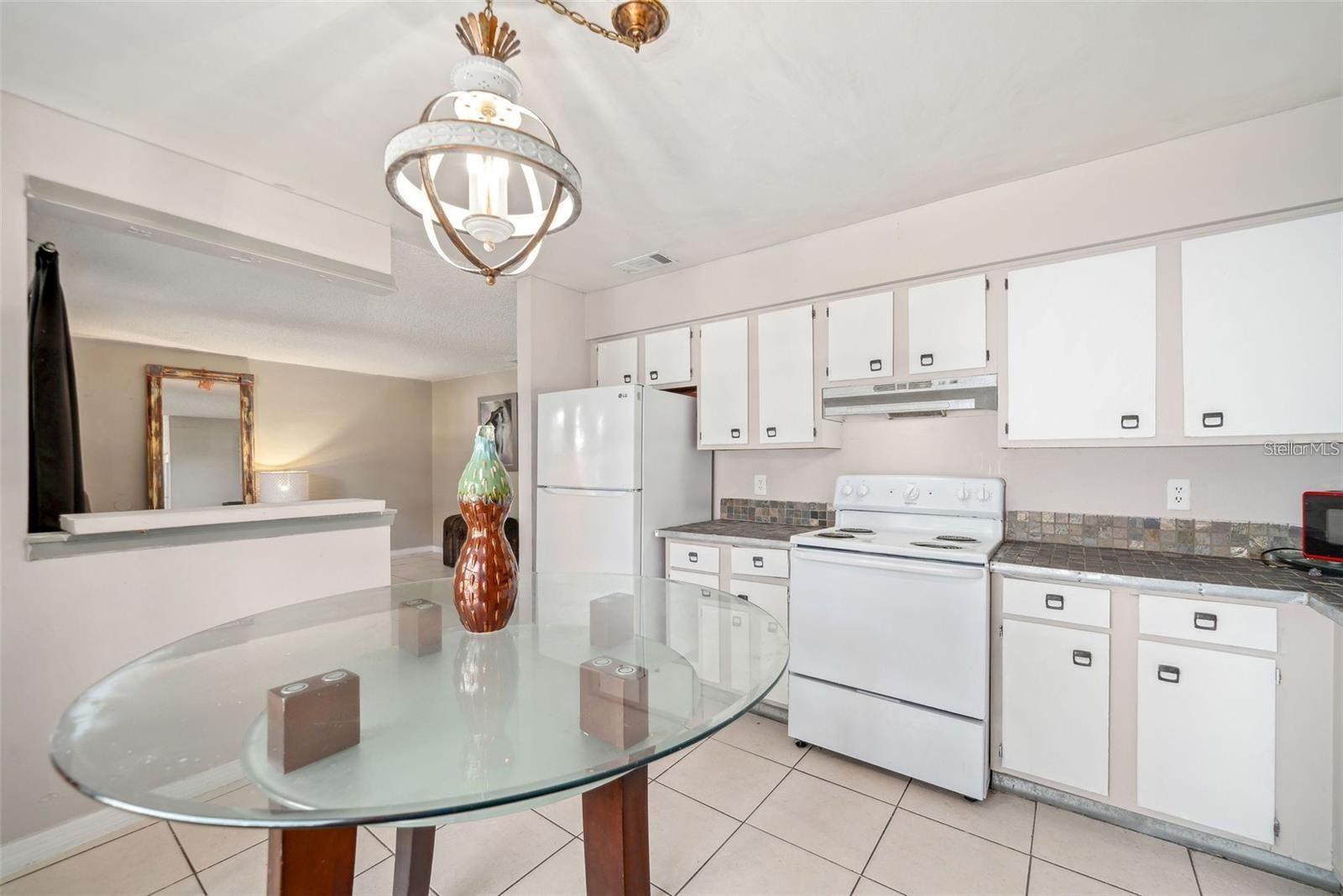 Image 3 of 13 For 5454 Decatur Street