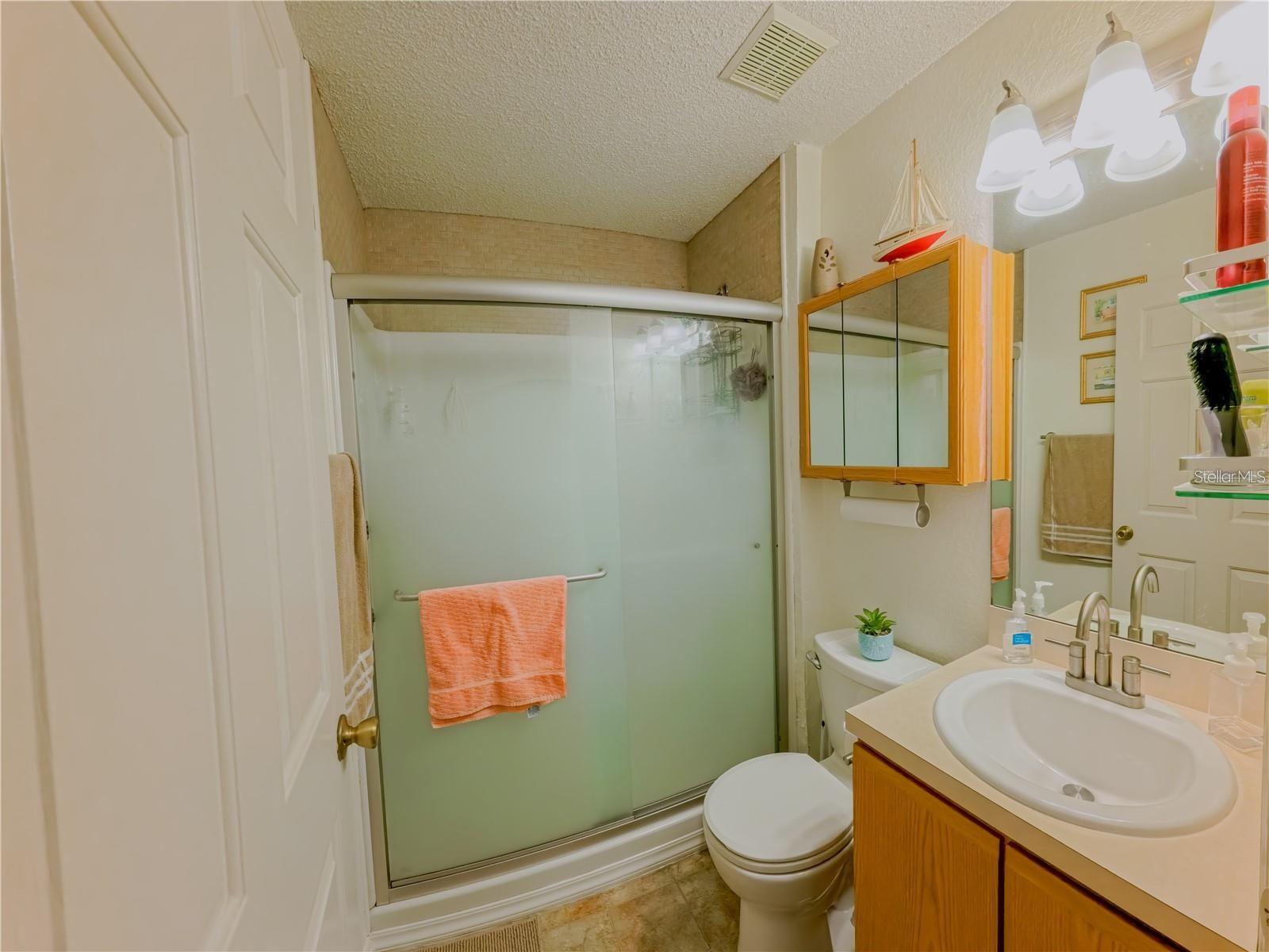Image 17 of 23 For 222 Trailview Way