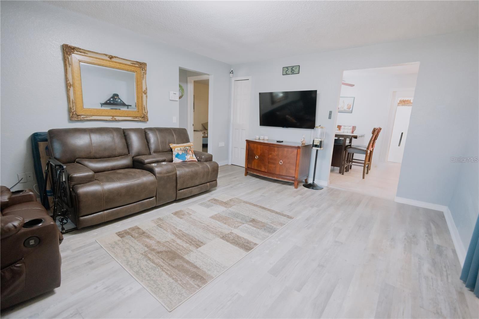Image 2 of 23 For 222 Trailview Way