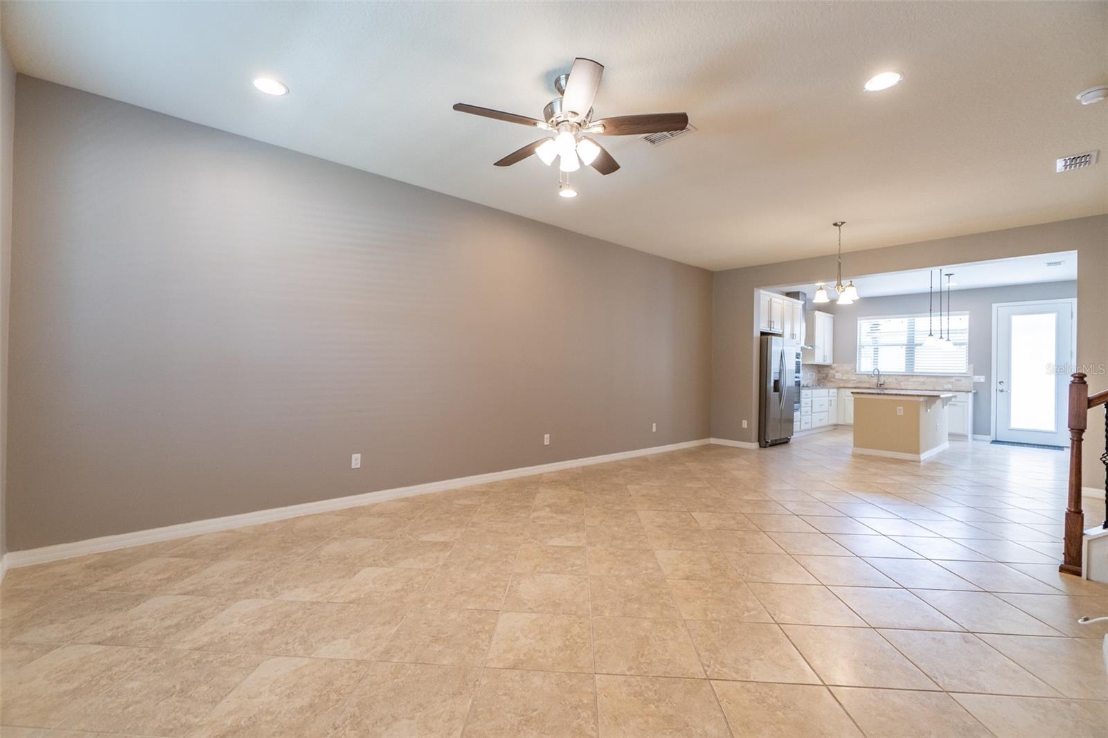 Image 3 of 49 For 5031 Walker Street